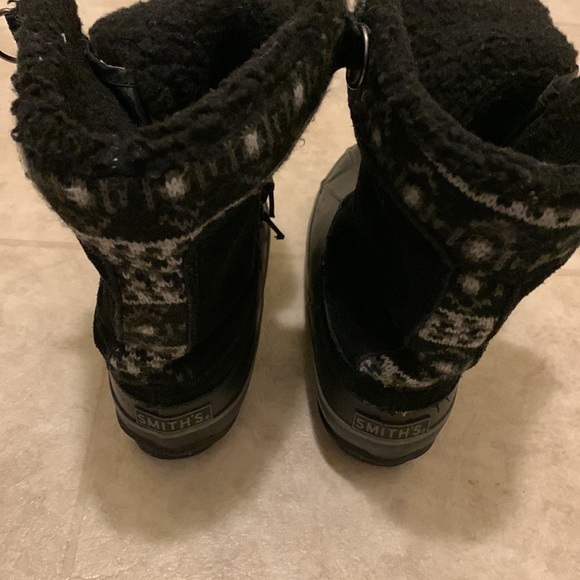Smith's Black Winter Boots - Size 6 - Picture 4 of 8